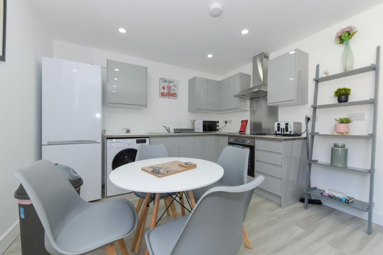 Adbolton House Apartments - Sleek, Stylish, Brand New & Low Carbon 노팅엄 외부 사진