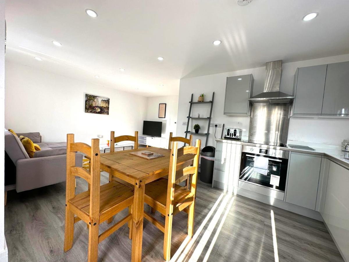 Adbolton House Apartments - Sleek, Stylish, Brand New & Low Carbon 노팅엄 외부 사진